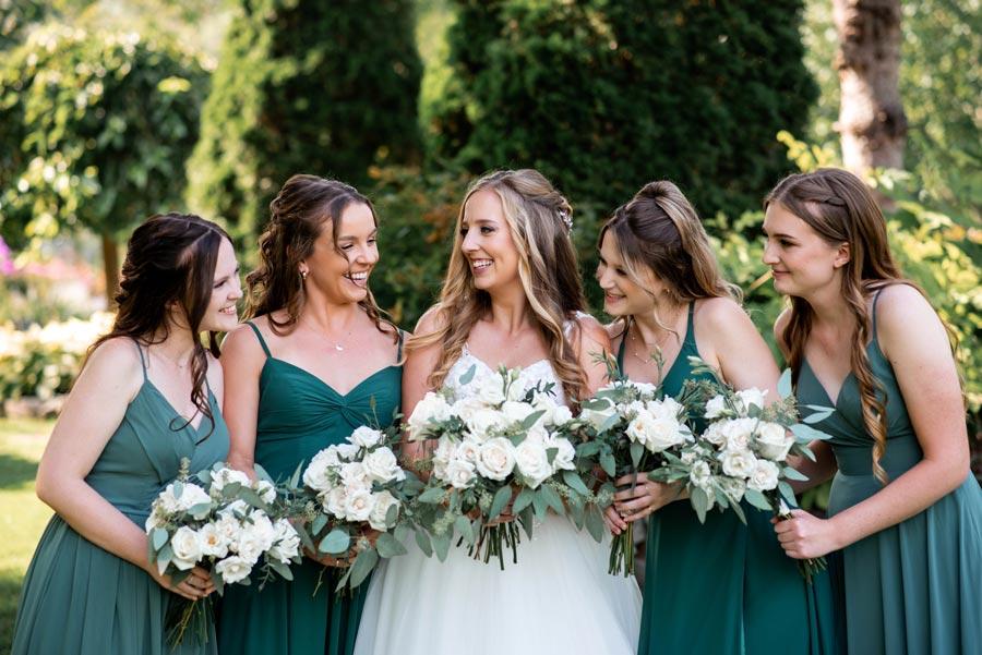 Kelly's Flowers & Gift Boutique